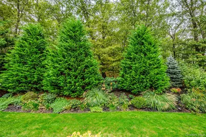 1661 Old Country Road #560, Riverhead, NY 11901 - Photo 33