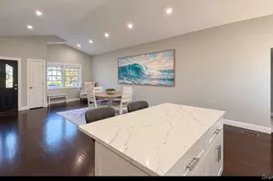 22 5th Ave, Farmingdale, NY 11735 - Photo 5