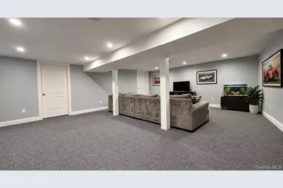 22 5th Avenue, Farmingdale, NY 11735 - Photo 19