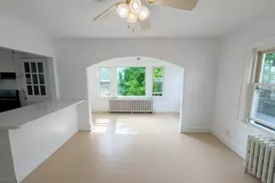 122 Greenvale Ave, Yonkers, NY 10703 - Photo 7
