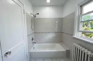122 Greenvale Ave, Yonkers, NY 10703 - Photo 13