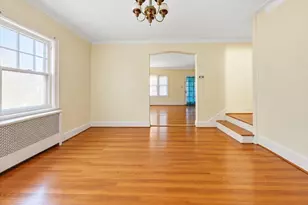 2727 Morgan Ave, Bronx, NY 10469 - Photo 11