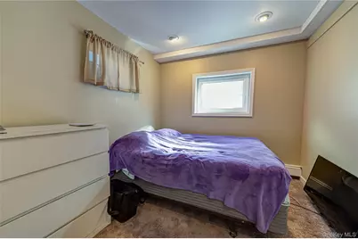 14 Donna Lane, Ronkonkoma, NY 11779 - Photo 9