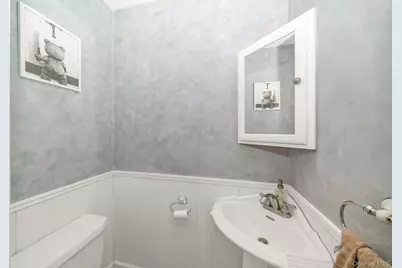 209 Claxton Avenue, Bellmore, NY 11710 - Photo 11
