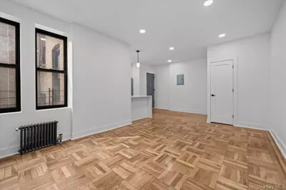78 Thayer Street #4A, New York, NY 10040 - Photo 3
