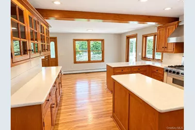 92 Crum Elbow Road, Hyde Park, NY 12538 - Photo 5