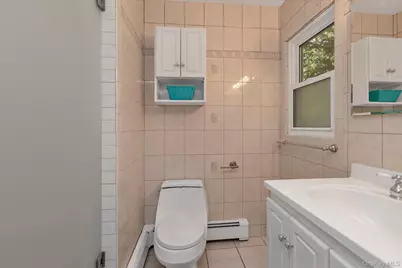 24 Summit Road, Port Washington, NY 11050 - Photo 13