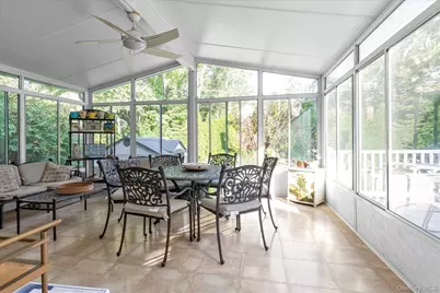 24 Summit Road, Port Washington, NY 11050 - Photo 9