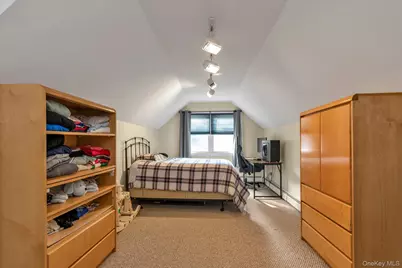 24 Summit Road, Port Washington, NY 11050 - Photo 19