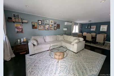 20 Sylvester Place, Lynbrook, NY 11563 - Photo 7