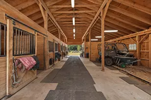 66 Woodlawn Ave, East Moriches, NY 11940 - Photo 35