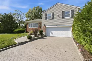 840 Carolyn Ct, Seaford, NY 11783 - Photo 3