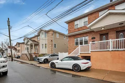 102-03 163rd Drive, Howard Beach, NY 11414 - Photo 3