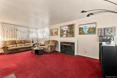 201 Hempstead Avenue, Malverne, NY 11565 - Photo 5