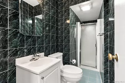 201 Hempstead Avenue, Malverne, NY 11565 - Photo 11