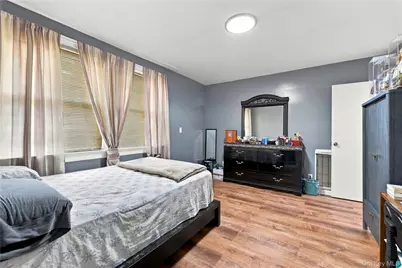 201 Hempstead Avenue, Malverne, NY 11565 - Photo 13