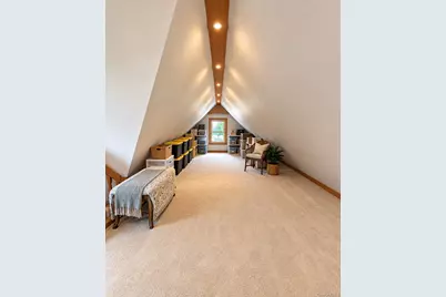 7808 64th Place, Glendale, NY 11385 - Photo 29