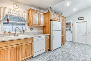 218 N Titmus Dr, Mastic, NY 11950 - Photo 15