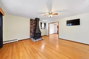 295 Depot Rd, Huntington Station, NY 11746 - Photo 5