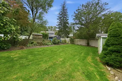 295 Depot Road, Huntington Station, NY 11746 - Photo 45
