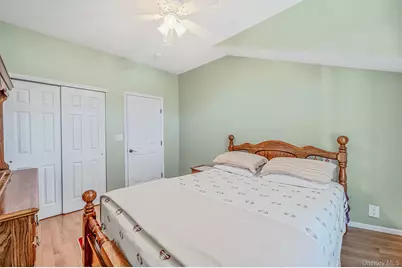 1 Grand Canyon Court, Bohemia, NY 11716 - Photo 19