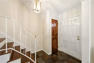 38 Nevinwood Pl, Huntington Station, NY 11746 - Photo 3