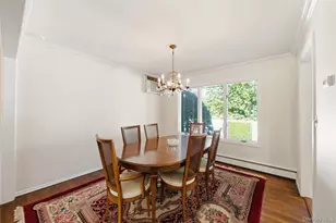 38 Nevinwood Pl, Huntington Station, NY 11746 - Photo 7