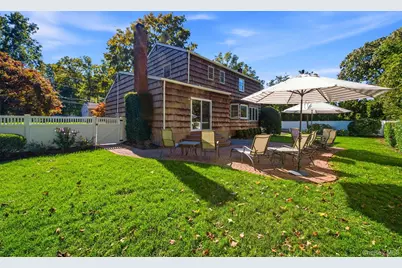 38 Nevinwood Place, Huntington Station, NY 11746 - Photo 25