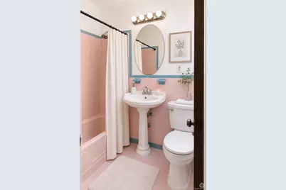60-10 69 Street, Maspeth, NY 11378 - Photo 5