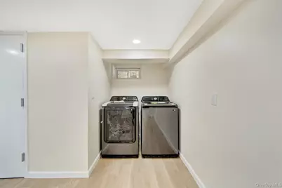 1980 Cameron Avenue, Merrick, NY 11566 - Photo 39