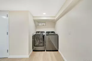 1980 Cameron Ave, Merrick, NY 11566 - Photo 39