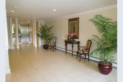 1 Consulate Drive #1-A, Tuckahoe, NY 10707 - Photo 3