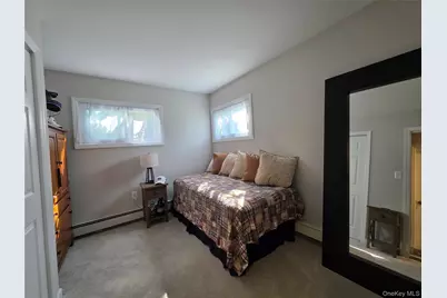 140 Springtime Lane W, Levittown, NY 11756 - Photo 17