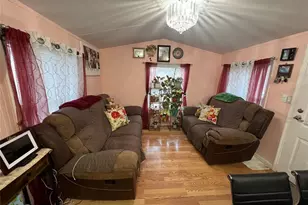 2 Mazies Ln, New Windsor, NY 12553 - Photo 3