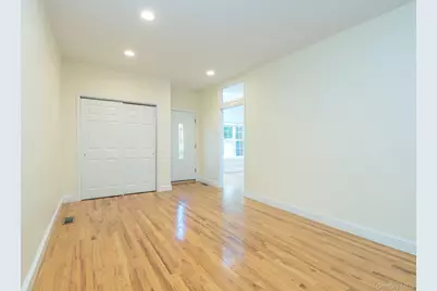 5 The Mill, Port Washington, NY 11050 - Photo 3
