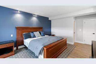 27010 Grand Central Parkway Parkway #26K, Floral Park, NY 11005 - Photo 29