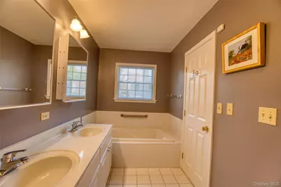 208 Cinnamon Circle, Rhinebeck, NY 12572 - Photo 19