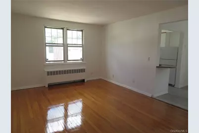 101 Carpenter Avenue #E2, Mount Kisco, NY 10549 - Photo 17