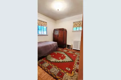7516 175th Street, Fresh Meadows, NY 11366 - Photo 9