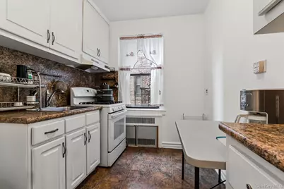 43-01 46th St #4-A, Sunnyside, NY 11104 - Photo 5
