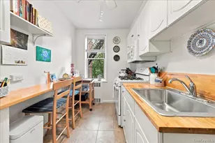 5621 Netherland Ave, Bronx, NY 10471 - Photo 11