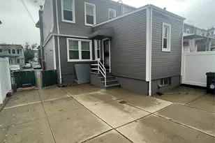 77-36 76th St, Glendale, NY 11385 - Photo 5