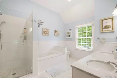 8 Fiddlers Green Drive, Lloyd Harbor, NY 11743 - Photo 21