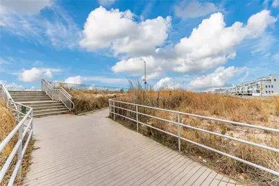 140 Compass Place, Arverne, NY 11692 - Photo 21