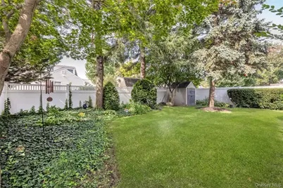 25 Frank Avenue, Farmingdale, NY 11735 - Photo 25