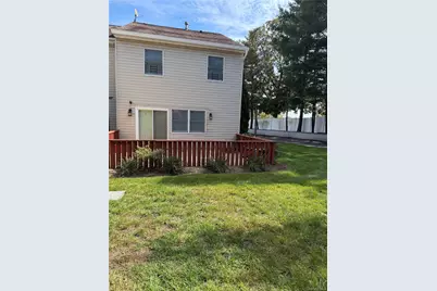 1601 Johnson Avenue #35, Elmont, NY 11003 - Photo 3
