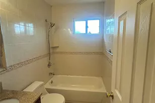 14 Edgewood Rd, Port Washington, NY 11050 - Photo 11
