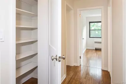 16 Studio Arcade #3B, Bronxville, NY 10708 - Photo 9