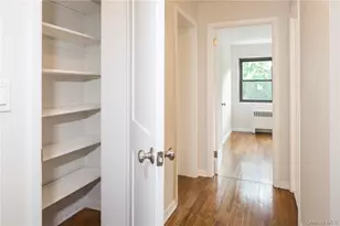 16 Studio Arcade, Bronxville, NY 10708 - Photo 9