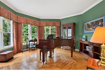 136 Cove Neck Road, Oyster Bay, NY 11771 - Photo 3